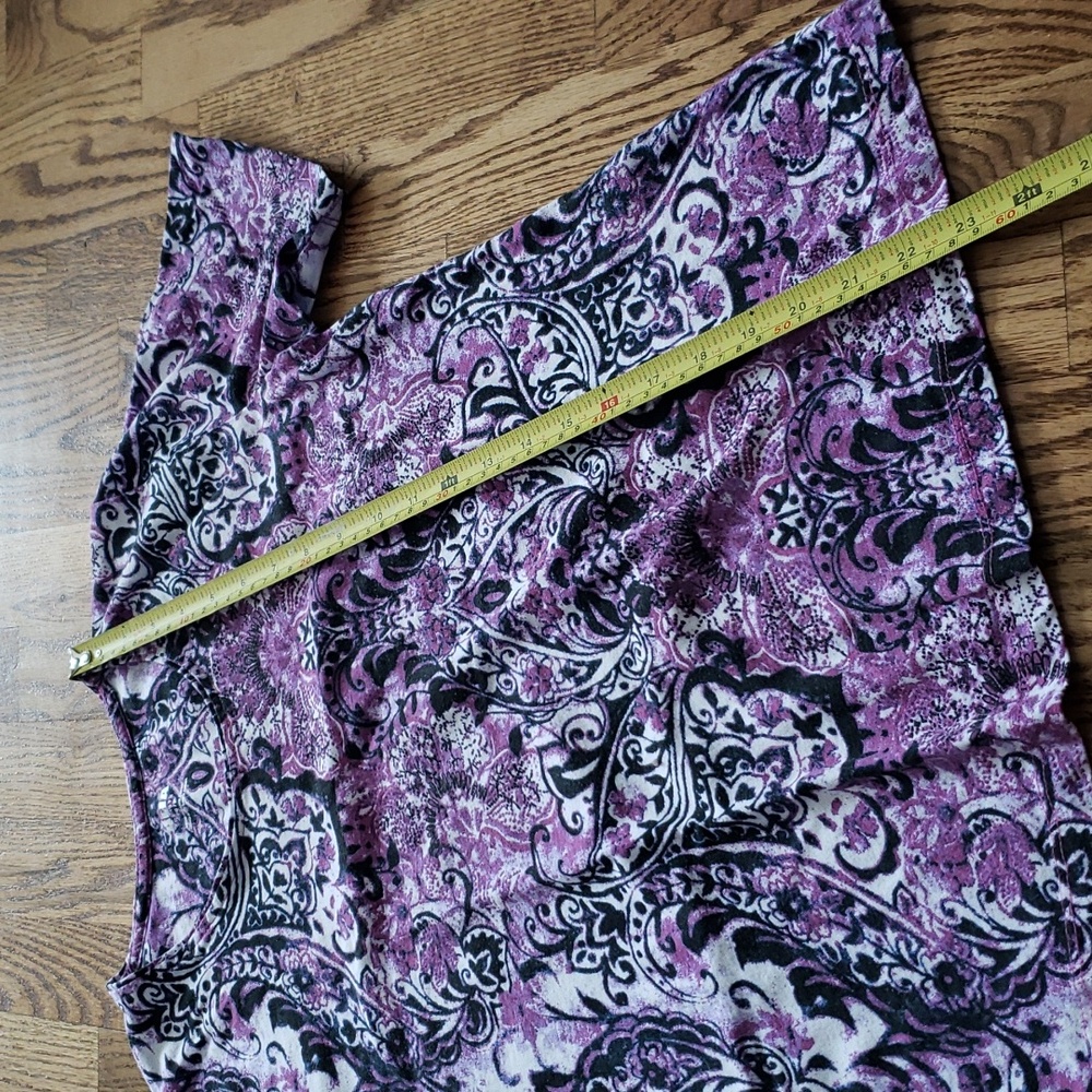 (S) ALIA Paisley Classic Fit T-Shirt Colorful Zen Modest Casual Weekend - Picture 5 of 7